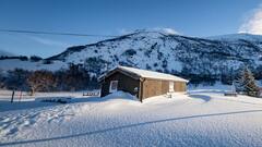 दुनिया की सबसे ठंडी जगहों पर पानी को जमने से कैसे रोकते हैं लोग?