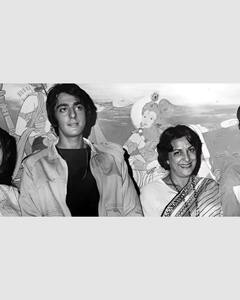 सलमान पर हमले की साजिश करने वाले चार लोग गिरफ्तार, अर्जुन संग ब्रेकअप पर मलाइका ने तोड़ी चुप्पी, पढ़ें दिनभर की बड़ी खबरें