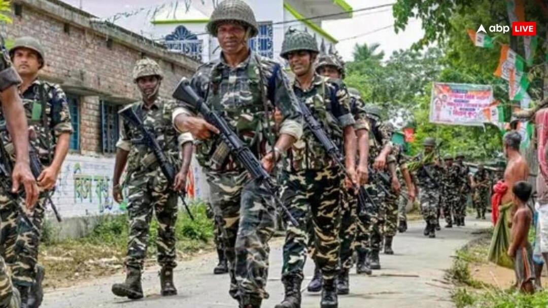 Lok Sabha Elections 2024 Bomb blast Violence in West Bengal Jadavpur amid Seventh phase Polling Lok Sabha Elections 2024: बंगाल में मतदान के दिन बवाल, पहले बमबाजी और फिर हिंसा, TMC का आया नाम