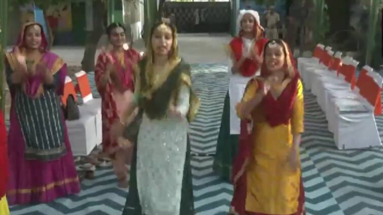 Lok Sabha Election Punjab Phase 7 Dancers Perform Gidda At Punjab's Polling Stations To Raise Awareness During Phase 7 LS Polls: WATCH
