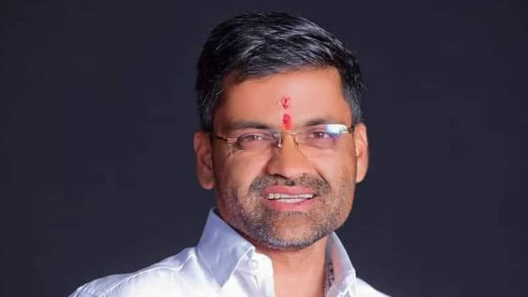 Nilesh Lanke Big claim he will be elected from Ahmednagar Lok Sabha constituency against Sujay Vikhe with margin of two lakh Votes Maharashtra Marathi News 'मला 100 टक्के विश्वास, दोन लाखांच्या फरकाने जिंकणार', निलेश लंकेंनी स्वत:चा एक्झिट पोल सांगितला!