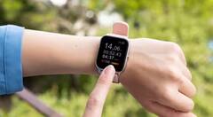 Best Smart Watches Under 1000: એક હજારથી ઓછા રૂપિયામાં ખરીદી શકો છો આ સ્માર્ટવોચ