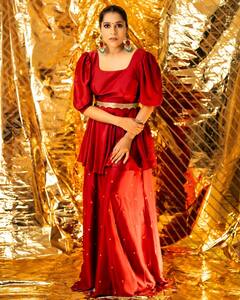 Rashmi Gautam : WE LOVE YOU ALL EXTRA అంటోన్న రష్మీ గౌతమ్.. శుక్ర, శనివారాల్లో కలుద్దామంటోన్న యాంకర్