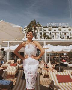 Jacqueline Fernandez PHOTO: વ્હાઈટ બોડીકોન ડ્રેસમાં જેકલીન ફર્નાન્ડિઝનો સિઝલિંગ અવતાર