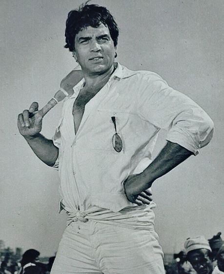 Dharmendra First Crush: इस एक्ट्रेस के दीवाने थे धर्मेंद्र, कई-कई बार देखने जाते थे फिल्म, ही-मैन ने खुद किया था खुलासा