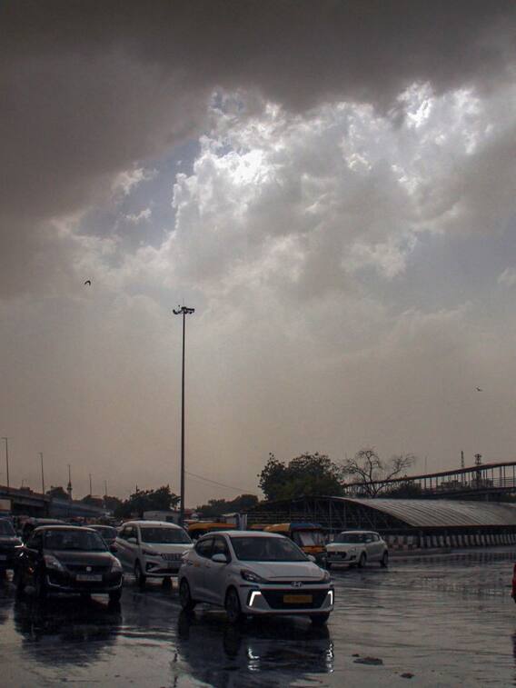 दिल्ली में भीषण गर्मी से मिलेगी रहात, जानें IMD अपडेट