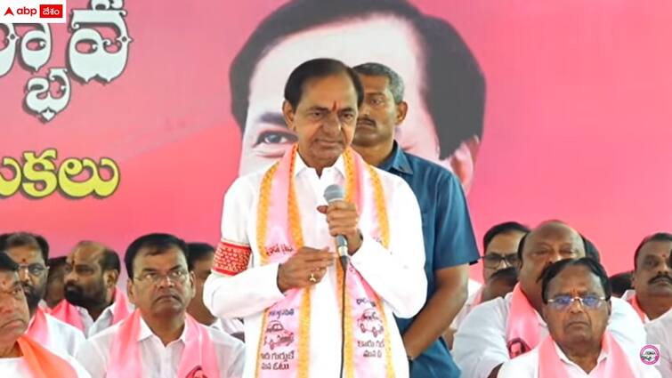 kcr comments in telangana formation day celebrations in telangana bhawan KCR: 'అధికారం లేకున్నా ప్రజల కోసం పని చేయాలి' - గులాబీ జెండా పుట్టిందే తెలంగాణ రక్షణ కోసమన్న కేసీఆర్