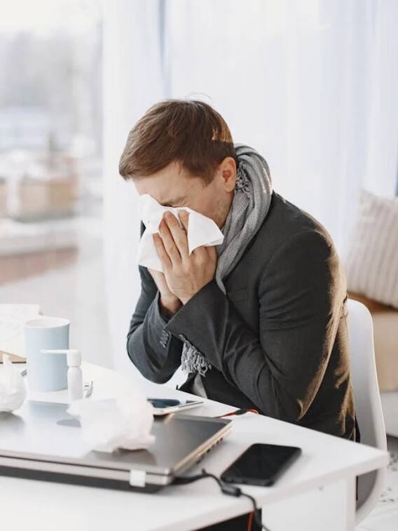 क्या सही में छींक लेते समय दिल की धड़कन रुक जाती है?