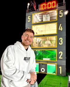 Popular YouTube Channels: टी-सीरीज को पछाड़कर ये चैनल बना यूट्यूब पर नबंर वन, देखिए टॉप 8 में कौन-कौन है शामिल