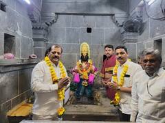 Loksabha Election 2024 : लोकसभेच्या निकालाला उरले अवघे काही तास, धाकधूक वाढली; ठाकरेंचे शिलेदार बंडू जाधव विठुरायाच्या दर्शनासाठी पंढरपुरात, पाहा फोटो