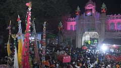 IN Pics: 'गाजी मियां' के लिए आज रात आएंगी 500 बरातें, बहराइच की दरगाह पर जेठ मेले का आगाज, देखें तस्वीरें