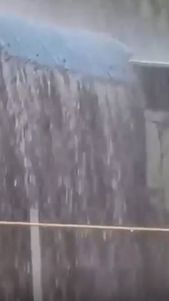 Monsoon Update: तमिलनाडु के डिंडीगुल के कई हिस्सों में हुई भारी बारिश | ABP Shorts