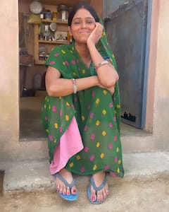 Panchayat 3 Actress Kalyani Khatri: 'पंचायत 3' में जगमोहन की पत्नी रियल लाइफ में हैं ग्लैमरस, तस्वीरें देख आप भी कहेंगे- 'ये वही है?'