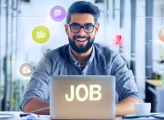 Recruitment 2024: જો તમે ડિસ્ટ્રિક્ટ કોર્ટમાં નોકરીની શોધમાં છો તો તમે આ ભરતીઓ માટે અરજી કરી શકો છો. ભરતી માટે રજીસ્ટ્રેશન શરૂ થઇ ચુક્યું છે. અરજીઓ માત્ર ઓનલાઈન જ થશે. આ જગ્યાઓ પશ્વિમ બંગાળના બાંકુરા ખાતે ડિસ્ટ્રિક્ટ જજ ઓફિસમાં ઉપલબ્ધ છે. આ હેઠળ લાયકાત ધરાવતા ઉમેદવારોને અપર ડિવિઝન ક્લાર્ક, લોઅર ડિવિઝન ક્લાર્ક સહિત અન્ય ઘણી જગ્યાઓ પર નિયુક્ત કરવામાં આવશે.