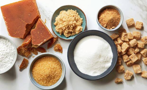 ਬਹੁਤ ਸਾਰੇ ਲੋਕ ਅਜਿਹੇ ਹਨ ਜੋ ਅਚਾਨਕ ਚੀਨੀ ਖਾਣਾ ਬੰਦ ਕਰ ਦਿੰਦੇ ਹਨ, ਉਨ੍ਹਾਂ ਦੇ ਸਰੀਰ 'ਤੇ ਕਈ ਮਾੜੇ ਪ੍ਰਭਾਵ ਹੁੰਦੇ ਹਨ। ਸ਼ੂਗਰ ਛੱਡਣ ਨਾਲ ਸਰੀਰ ਦੀ ਚਰਬੀ 'ਤੇ ਅਸਰ ਪੈਂਦਾ ਹੈ। ਜਿਵੇਂ ਨਸ਼ਾ ਛੱਡਣ ਤੋਂ ਬਾਅਦ ਹੁੰਦਾ ਹੈ।