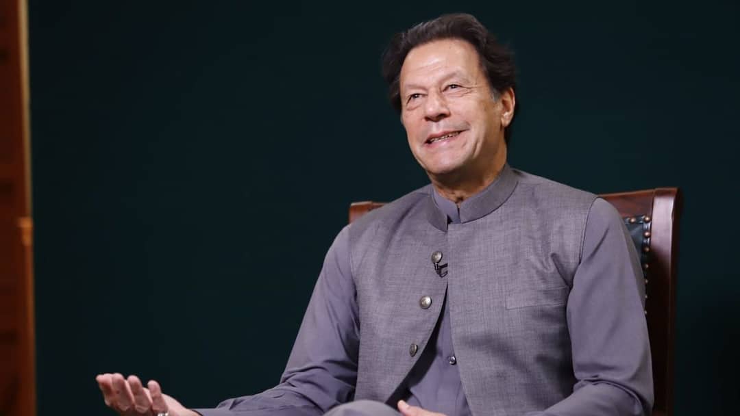 Rumors of Imran Khan's death in jail ਇਮਰਾਨ ਖ਼ਾਨ ਦੀ ਜੇਲ੍ਹ 'ਚ ਮੌਤ ਦੀ ਛਿੜੀ ਚਰਚਾ, 3 ਹਫ਼ਤਿਆਂ ਤੋਂ ਪਰਿਵਾਰ ਨੂੰ ਮਿਲਣ ਤੋਂ ਰੋਕਿਆ, ਪਾਕਿਸਤਾਨ 'ਚ ਵਧਿਆ ਤਣਾਅ !