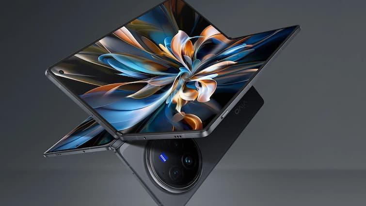 Vivo X Fold 3 Pro: आते ही धूम मचा देगा वीवो का पहला फोल्डेबल फोन, जानें- कब होगा लॉन्च Vivo X Fold 3 Pro Smartphone company First Foldable phone launch 6 June 2024 Know Specifications here Vivo X Fold 3 Pro: आते ही धूम मचा देगा वीवो का पहला फोल्डेबल फोन, जानें- कब होगा लॉन्च