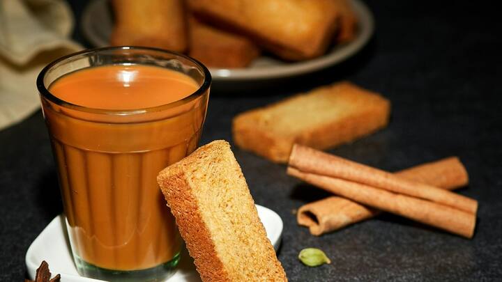 டீ குடிக்காம நாளே ஓடாது என்பவர்கள்.. இதோ மசாலா டீ ரெசிபி.