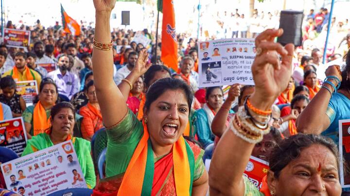 देशभर में सट्टा बाजार बीजेपी को 303 से 305 सीटें दे रहा है. वहीं जो एग्जिट पोल है वह बीजेपी को 310 सीटें दे रहा है. सट्टा बाजार और एग्जिट पोल के आंकड़े मेल खाते नजर आ रहे.