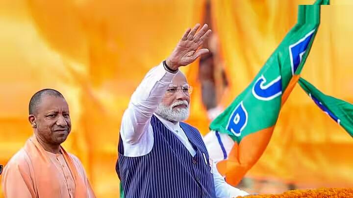 આ સમાચાર લખાય છે ત્યાં સુધી સટ્ટાબજારમાં 300 કરોડ રૂપિયાથી વધુ દાવ પર લગાવવામાં આવ્યા છે.