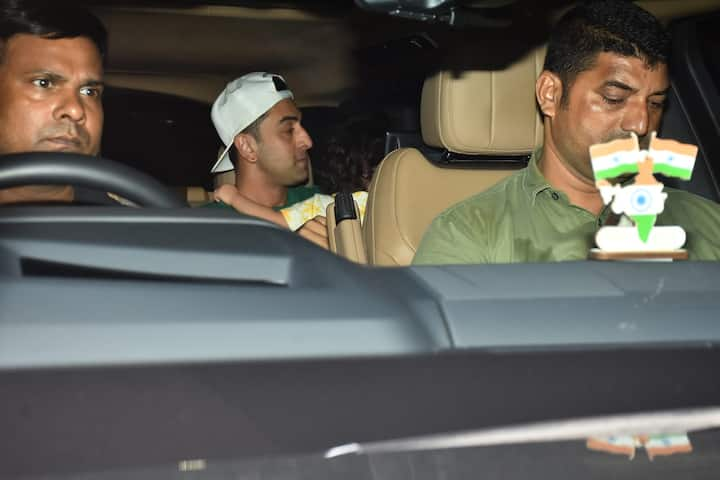 On the other hand, Ranbir wore a green-printed sweatshirt with white shorts, a baseball cap, and sneakers.