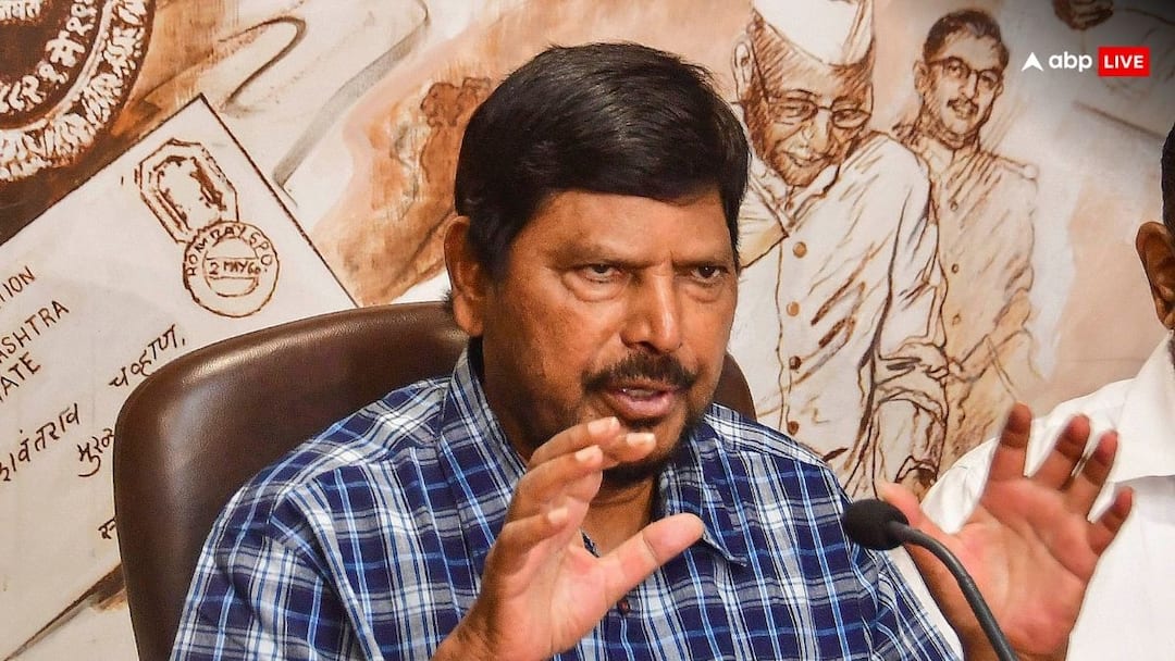 नेहरू का कौन सा रिकॉर्ड तोड़ेंगे पीएम मोदी? केंद्रीय मंत्री रामदास आठवले ने बिहार पहुंचते ही कर दिया बड़ा दावा ramdas athawale says pm modi will break jawahar lal nehru record नेहरू का कौन सा रिकॉर्ड तोड़ेंगे पीएम मोदी? केंद्रीय मंत्री रामदास आठवले ने बिहार पहुंचते ही कर दिया बड़ा दावा