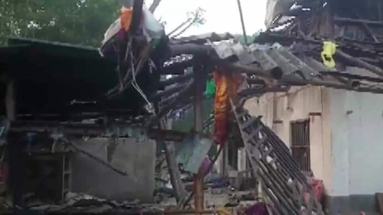 West Bengal Bomb blast TMC BJP Mamata Banerjee  Many Injured and Died Lok Sabha Election result 2024 लोकसभा चुनाव के रिजल्ट से पहले बंगाल में धमाका, बनाए जा रहे थे बम, पांच घायल