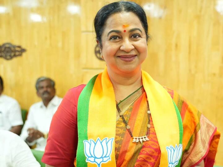 நடிகை ராதிகா சரத்குமார் விருதுநகர் தொகுதியில் பாஜக சார்பாக போட்டியிட்டார். இவருக்கு எதிராக நாம் தமிழர் கட்சியை சார்ந்த அருள் மொழி தேவனும் காங்கிரஸை சார்ந்த மாணிக்கம் தாகூரும் தேமுதிகவை சார்ந்த விஜய பிரபாகரனும் போட்டியிட்டுள்ளனர்.