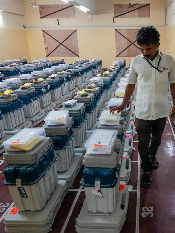 EVM से गिनती करते समय क्यों घटाए जाते हैं कुछ वोट