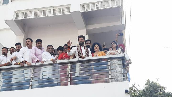 बता दें कि चिराग पासवान खुद हाजीपुर से चुनाव लड़ रहे थे जबकि उनके जीजा अरुण भारती ने जमुई से चुनाव लड़ा है.