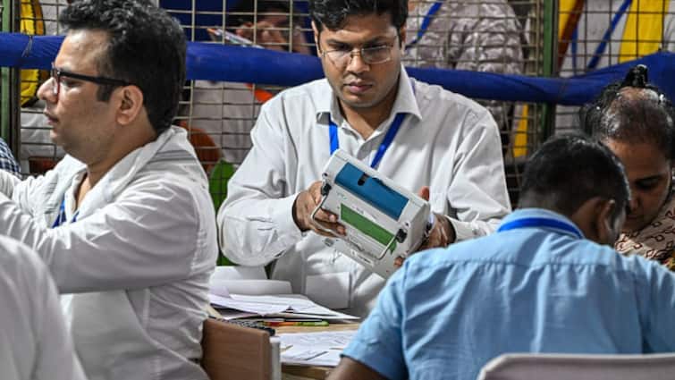 Indore Sets NOTA Record Over 2 Lakh Opt For 'None Of The Above' In Absence Of Congress' Candiate In Lok Sabha Election 2024 Result Indore Sets NOTA Record: Over 2 Lakh Opt For 'None Of The Above' In Absence Of Congress' Candiate In Lok Sabha Election 2024