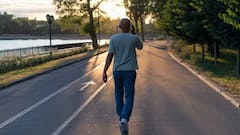 हीट वेव के दौरान इम्युनिटी को रखना है मजबूत तो हर रोज सुबह 1 घंटे पैदल चलें, 2 दिन में दिखेगा फायदा