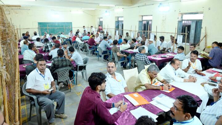 Polling officials at a counting centre on the day of counting of votes for Lok Sabha elections, at a college in Jodhpur in Rajasthan. (Photo: PTI)