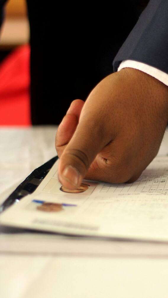 हमारी उंगलियों पर फिंगरप्रिंट्स क्यों होते हैं?