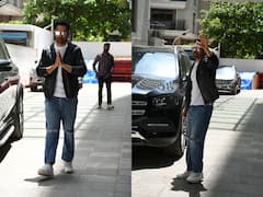 Varun Dhawan Baby Girl: હોસ્પિટલ બહાર સ્ટાઇલિશ લૂકમાં જોવા મળ્યાં વરૂણ ધવન, ચહેરા પર હતી ખુશી