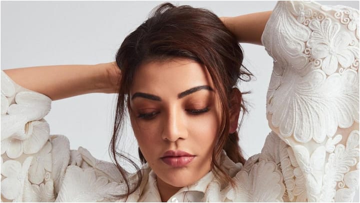 Kajal Aggarwal Instagram: క్వీన్ ఆఫ్ మాసెస్, తెలుగు తెర చందమామ కాజల్ అగర్వాల్ ఇన్‌స్టాగ్రామ్‌లో షేర్ చేసిన కొత్త ఫోటోలు చూస్తే... దివి నుంచి భువికి వచ్చిన దేవకన్యలా ఉందని చెప్పాలి.