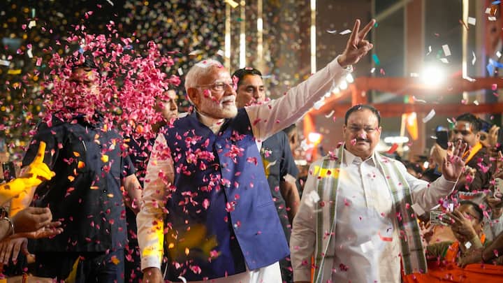 इससे पहले मोदी ने एनडीए को लगातार तीसरी बार जीत दिलाने के लिए देश की जनता का आभार जताया। (छवि स्रोत: पीटीआई)