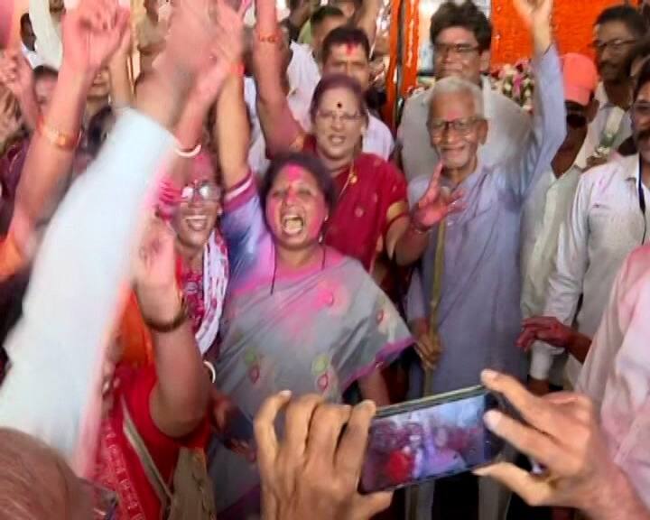 अश्या शब्दांत ठाकरे गटाच्या नेत्या सुषमा अंधारे यांनी भाजपला टीका केली आहे.