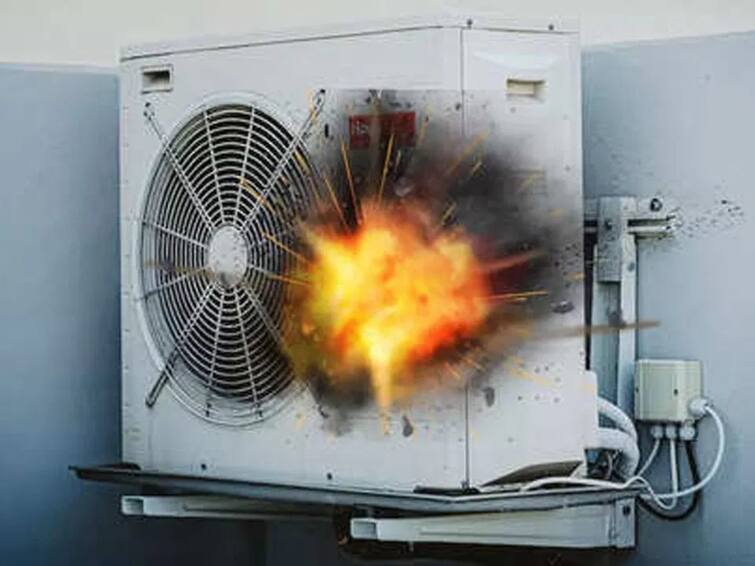 AC Blast Causes Keep these things in mind while running AC to avoid explosion AC Blast Causes: AC ਚਲਾਉਣ ਵੇਲੇ ਇਨ੍ਹਾਂ ਗੱਲਾਂ ਦਾ ਰੱਖੋ ਧਿਆਨ, ਨਹੀਂ ਤਾਂ ਕਿਸੇ ਵੇਲੇ ਵੀ ਹੋ ਸਕਦਾ ਹੈ ਧਮਾਕਾ