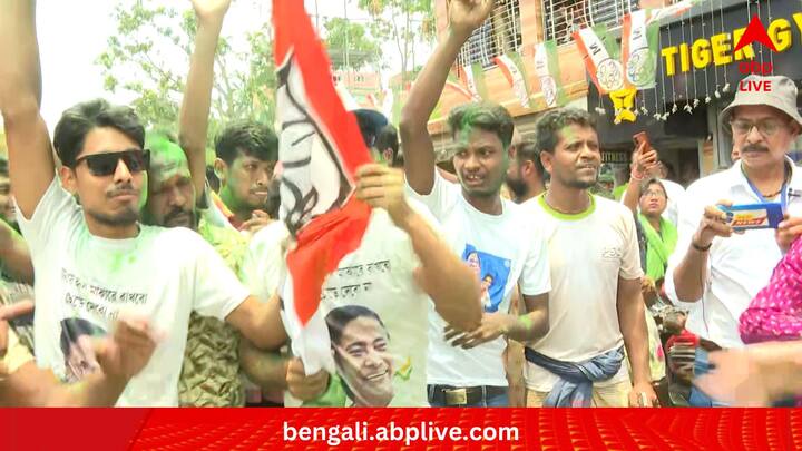 উদযাপন শুরু হয়ে গিয়েছে বসিরহাট লোকসভা কেন্দ্রের নানা প্রান্তে। চূড়ান্ত ফলপ্রকাশ এখনও বাকি। তবে এখনও পর্যন্ত যা খবর, তাতে বসিরহাটে ১ লক্ষ ৪২ হাজারের বেশি ভোটে এগিয়ে তৃণমূল প্রার্থী হাজি নুরুল সন্দেশখালি বিধানসভা কেন্দ্রেও এগিয়ে তৃণমূল।