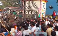 Lok Sabha Elections Result 2024 : क्या लखीमपुर में जीत के बाद सपा समर्थकों ने पुलिस से की 'मारपीट', जानें बड़ी वजह