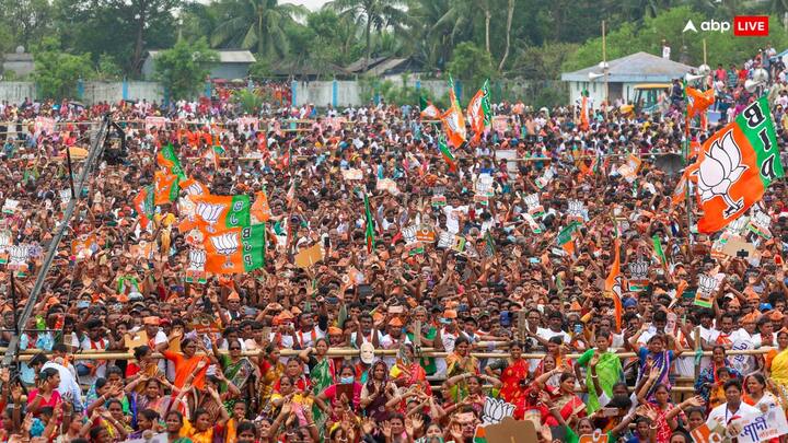 इस चुनाव में बीजेपी का वोट शेयर भी गिरा. पहले यह 37.7% था और इस बार यह कम होकर 36.56% हो गया.