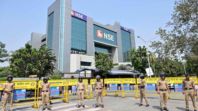 NSE Sets New Global Benchmark With 19.71 Billion Single-Day Orders: CEO