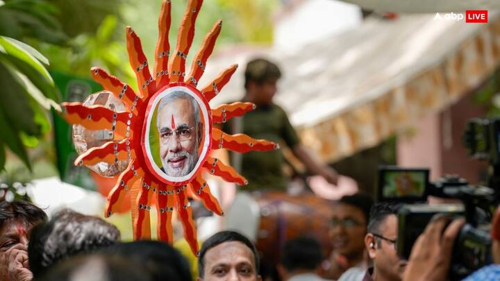 'फॉल ऑफ मोदी एंड फ्यूचर राइज ऑफ बीजेपी' विषय पर बातचीत के दौरान सुब्रमण्यम स्वामी ने बताया कि नरेंद्र मोदी के साथ क्या प्रॉब्लम है.