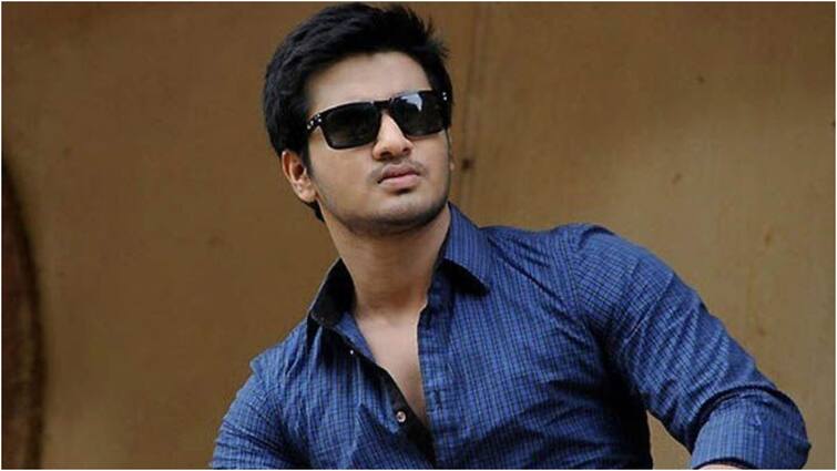 Hero Nikhil Opened Old Temple in Chirala Village In Andhra Pradesh ...