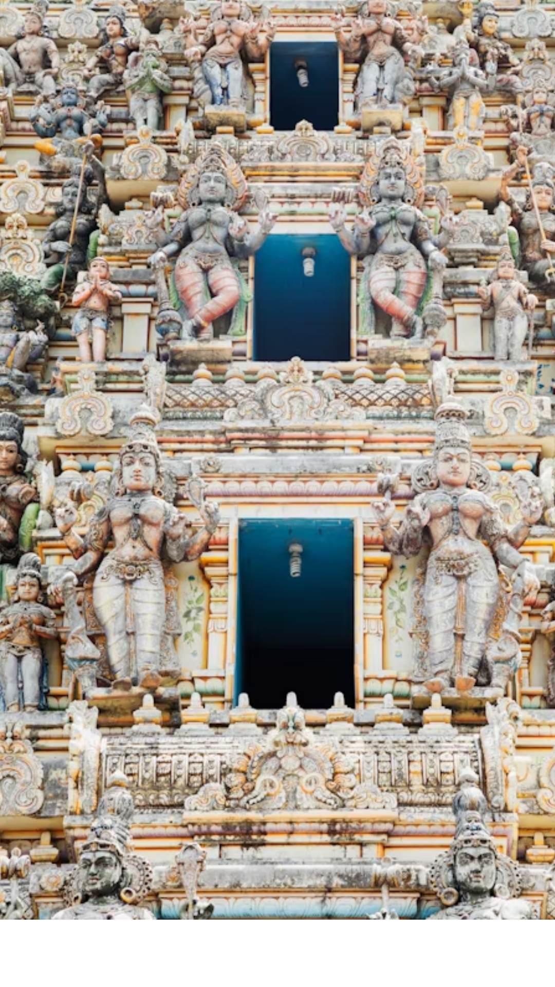 வேலூரில் அமைந்துள்ள ஸ்ரீ லக்ஷ்மி நாராயணன் பொற்கோயில்