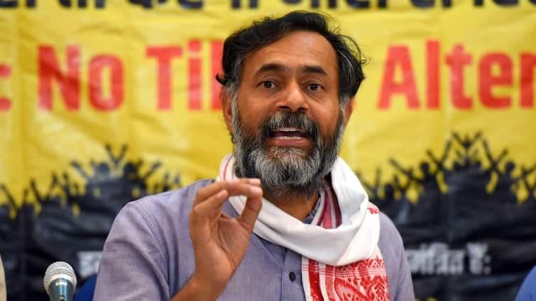 Union Budget 2024 India Yogendra Yadav claims expenditure on farmers and farming reduced 'अन्नदाता पर इनसे डायलॉग सुनलो लेकिन बजट में...', आंकड़े पेश कर योगेंद्र यादव ने कह दी बड़ी बात