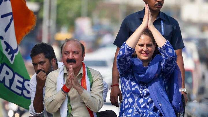 भाजपा प्रत्याशी स्मृति इरानी को सबसे बड़ी हार अमेठी में मिली, जहां चुनाव के पहले भाजपा का प्रचार करने वाली सपा विधायक महाराजी प्रजापति और उनके परिवार के बड़ा रिएक्शन देखने को मिला जहाँ स्मृति इरानी को 46689 वोटों से बड़ी हार मिली.