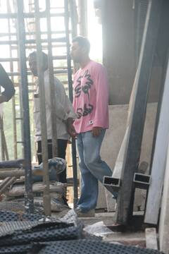 मां-पापा के साथ नए घर को देखने पहुंचीं राहा, सीने से लगाए दिखें रणबीर, तो कभी आलिया ने लिया गोद