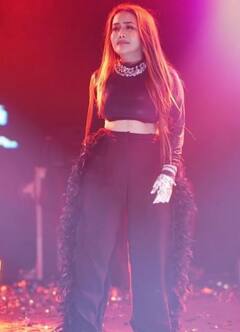 4 साल की उम्र में शुरू कर दी थी सिंगिंग, रात-रातभर गाए जागरण, आज हैं अरबों की मालकिन, पहचाना क्या?